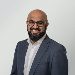 Yaseen-Bahadur---Headshot